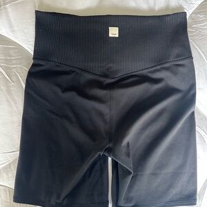 Vuori Black High-Waisted Bike Shorts